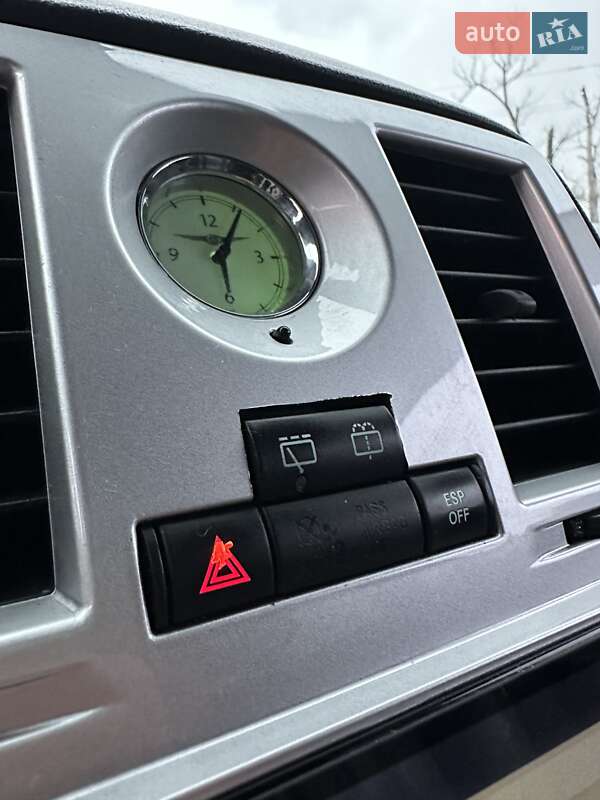 Универсал Chrysler 300C 2004 в Белогородке