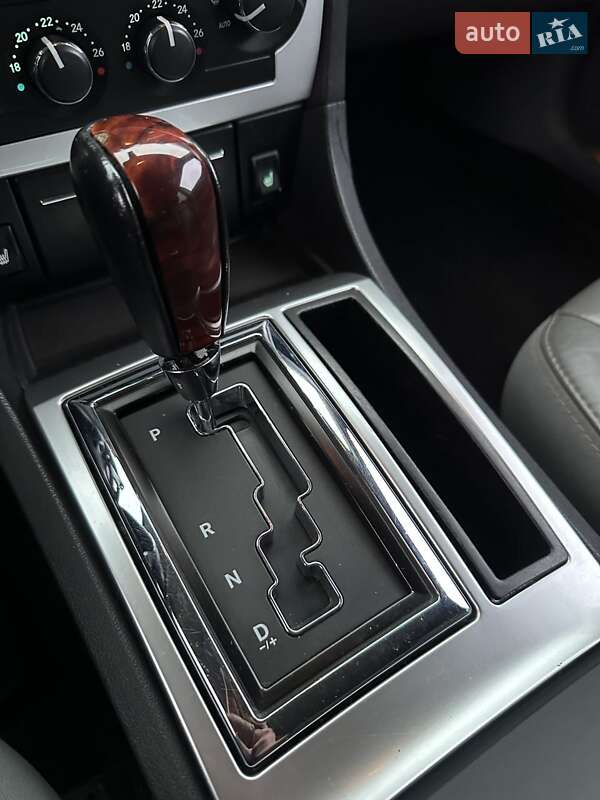 Универсал Chrysler 300C 2004 в Белогородке