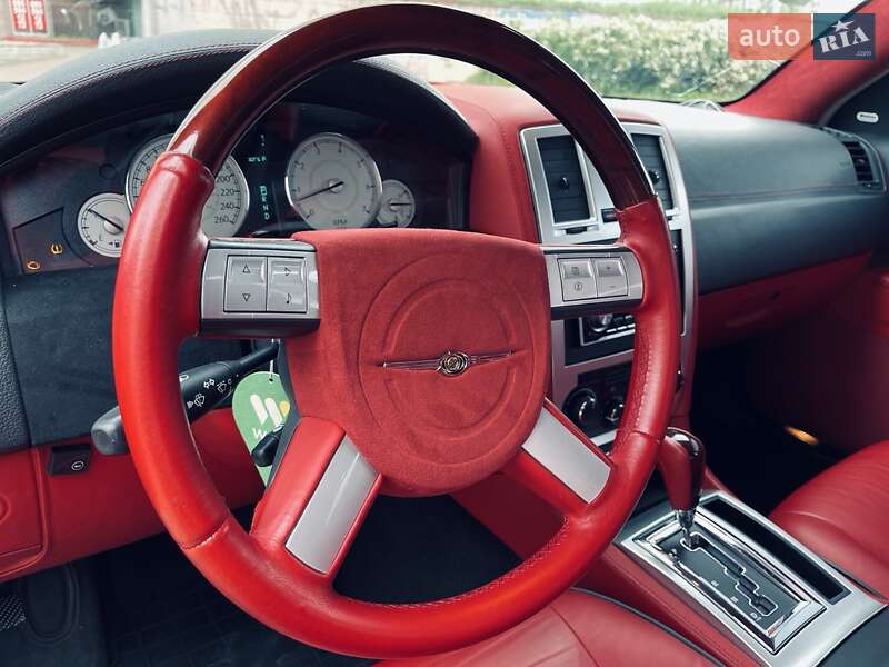Седан Chrysler 300C 2005 в Києві фото 10 Седан Chrysler 300C 2005 в Києві