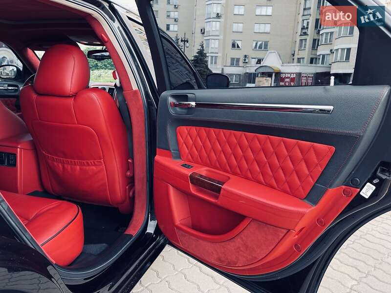 Седан Chrysler 300C 2005 в Києві фото 19 Седан Chrysler 300C 2005 в Києві