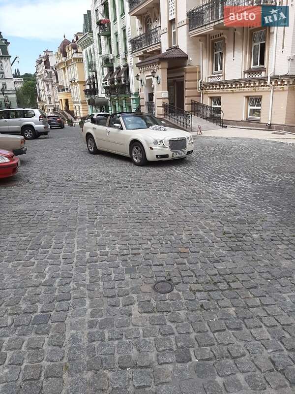 Кабріолет Chrysler 300C 2007 в Києві