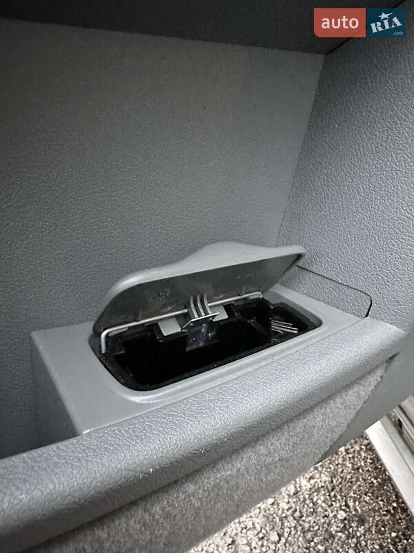 Универсал Chrysler 300C 2004 в Белогородке фото 43 Универсал Chrysler 300C 2004 в Белогородке