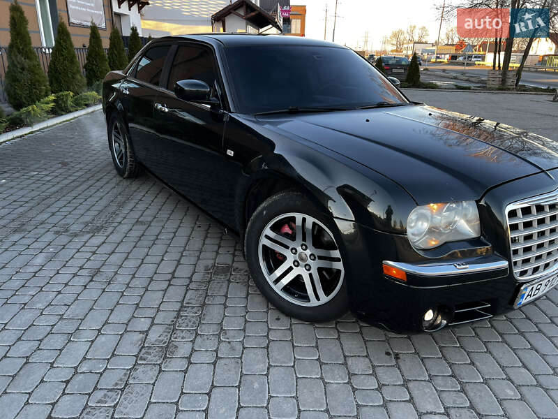 Chrysler 300C 2004