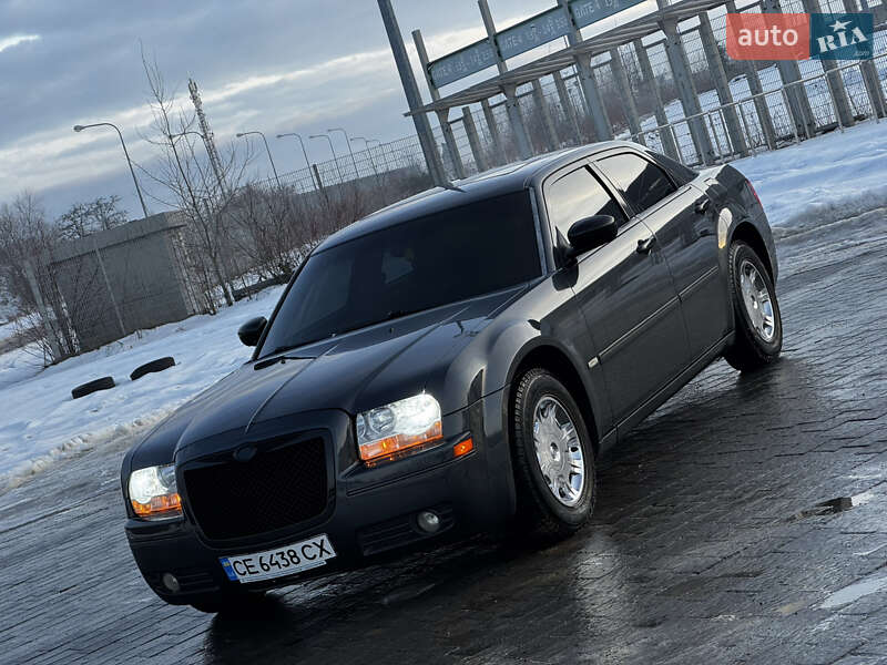 Седан Chrysler 300C 2006 в Львове