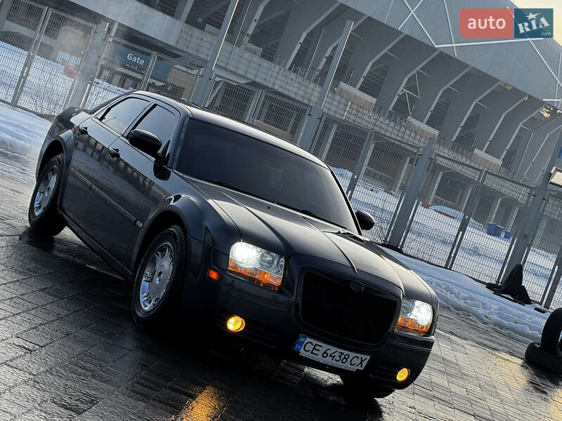 Седан Chrysler 300C 2006 в Львове