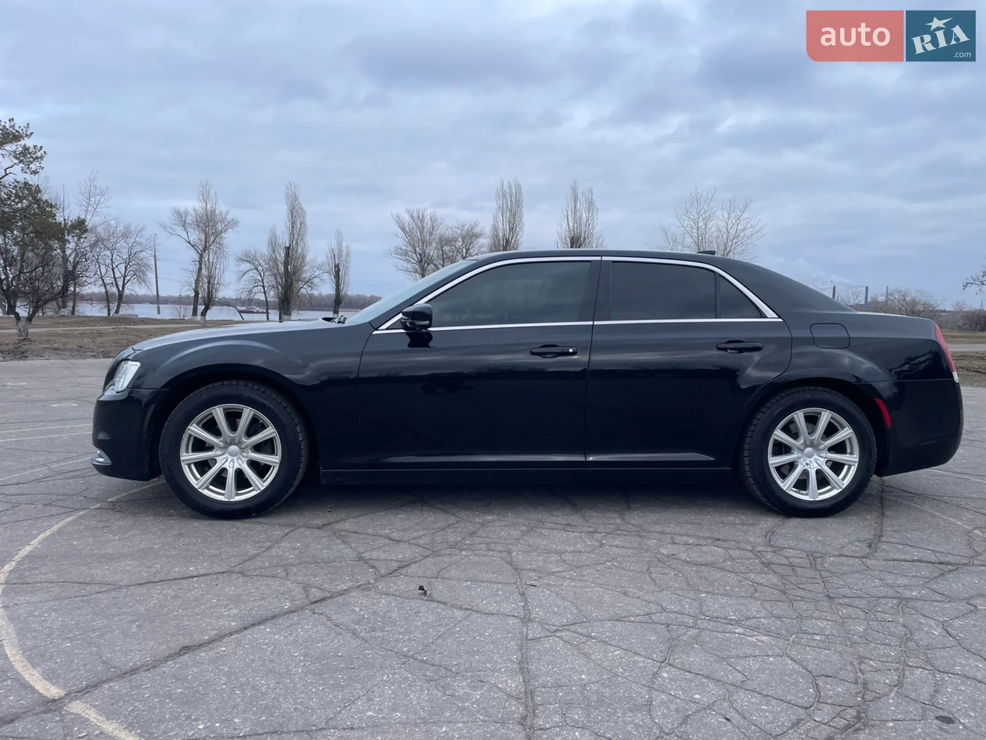 2015 Chrysler 300C - мініатюра 6