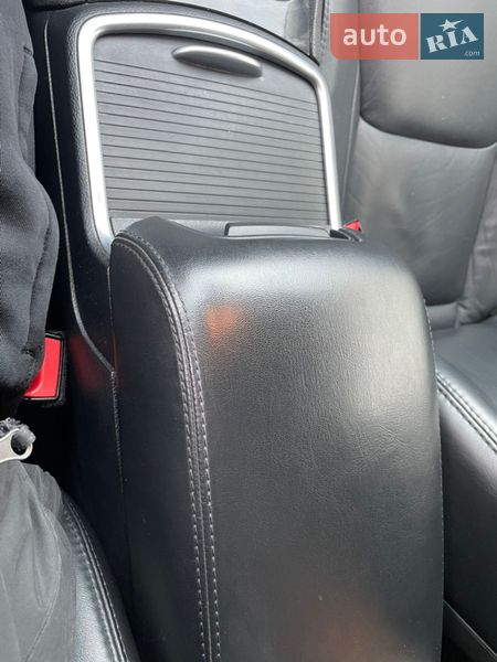 Седан Chrysler 300C 2015 в Києві