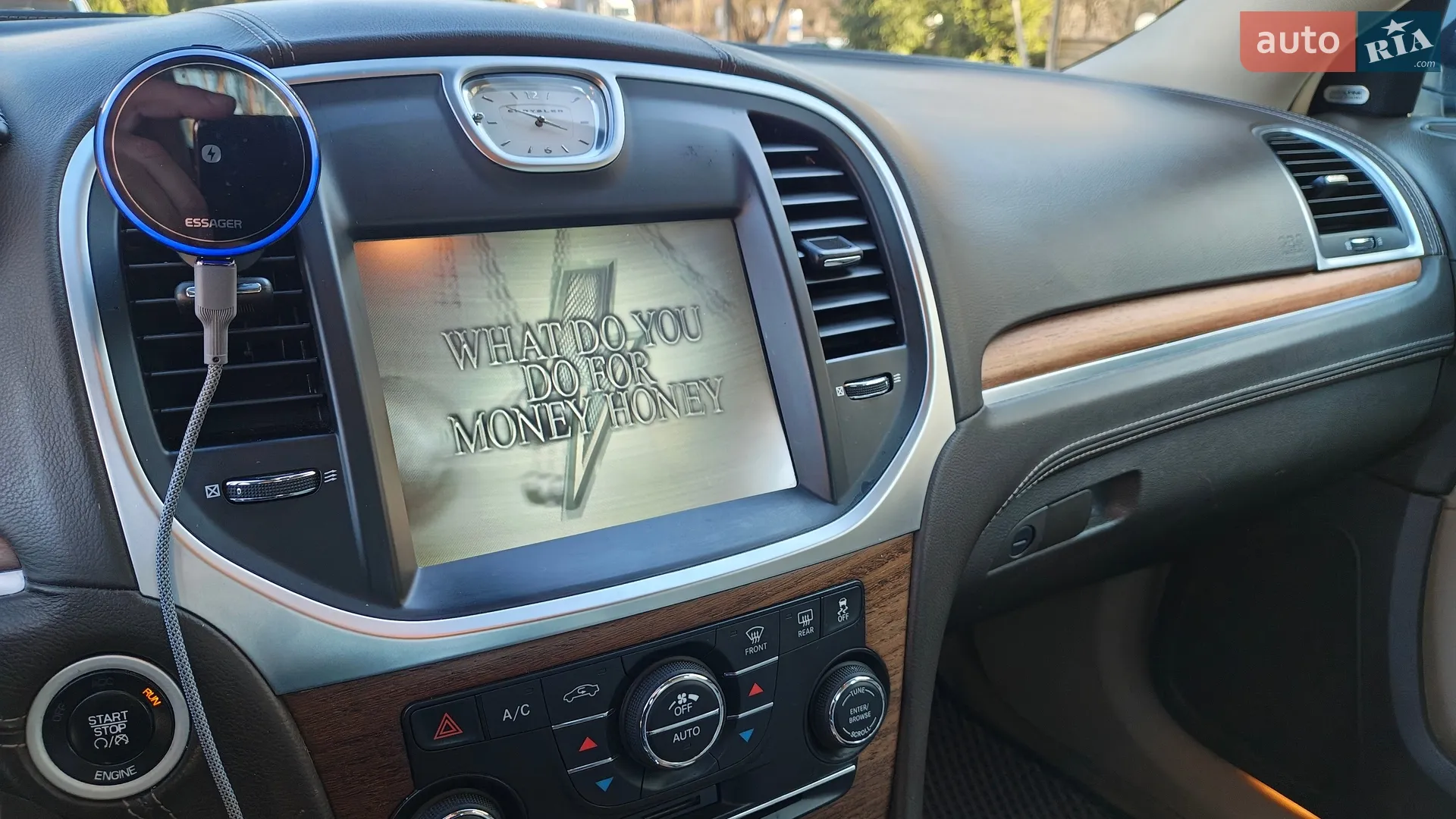2012 Chrysler 300C - мініатюра 14