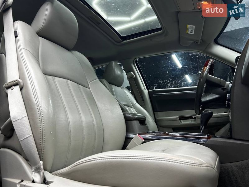 Седан Chrysler 300C 2006 в Черновцах фото 18 Седан Chrysler 300C 2006 в Черновцах