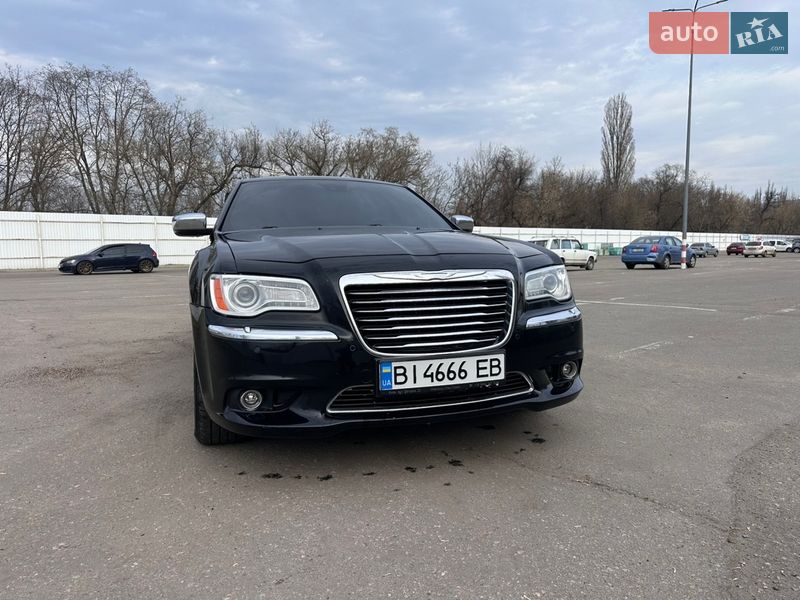 Седан Chrysler 300C 2011 в Кременчуге фото 2 Седан Chrysler 300C 2011 в Кременчуге