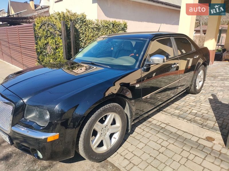 Седан Chrysler 300C 2007 в Киеве