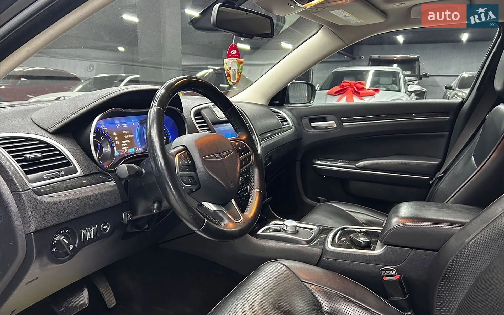 2017 Chrysler 300C - мініатюра 13