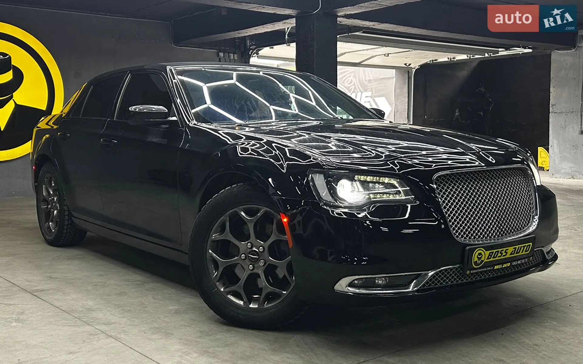 2015 Chrysler 300C - мініатюра 2