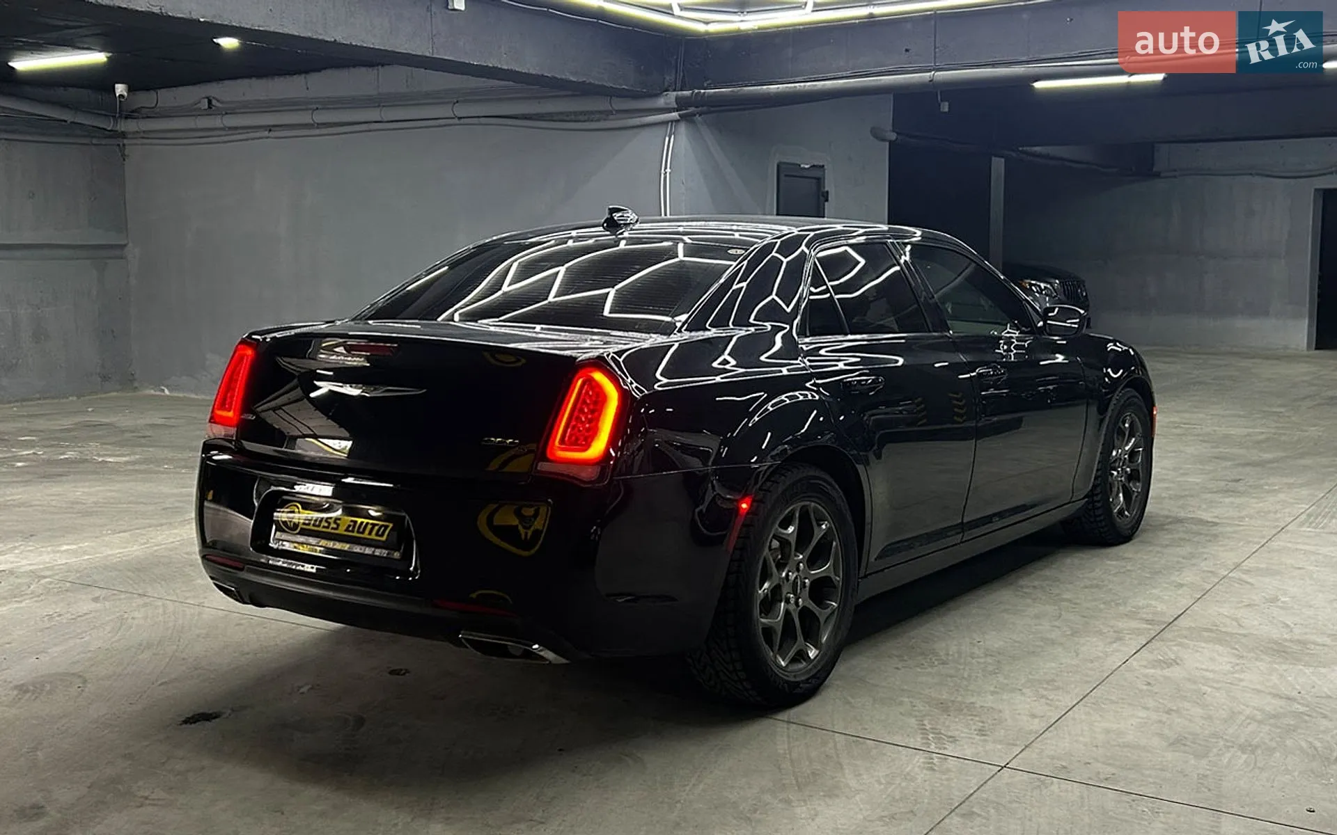 2015 Chrysler 300C - мініатюра 9