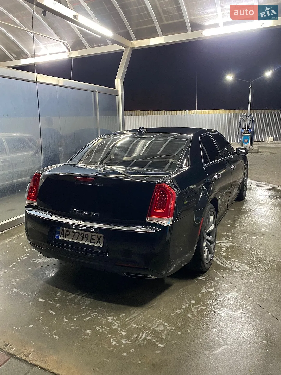 2017 Chrysler 300C - мініатюра 11