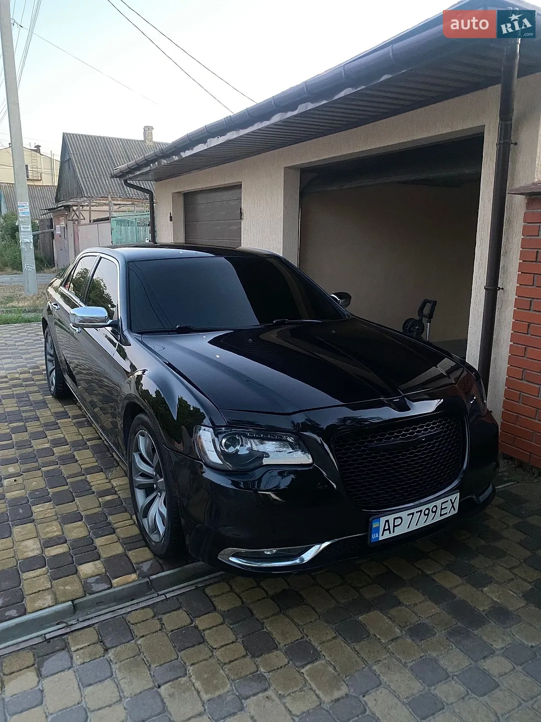2017 Chrysler 300C - мініатюра 13