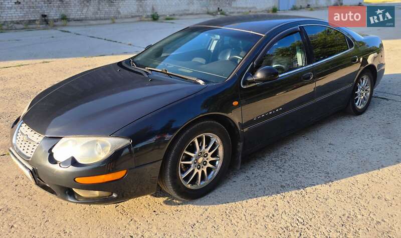 Седан Chrysler 300M 2000 в Горішніх Плавнях