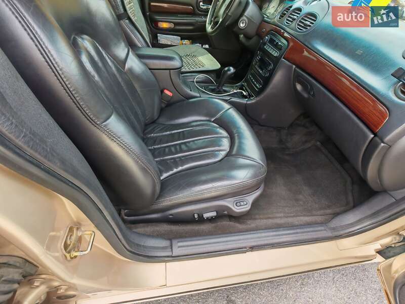 Седан Chrysler 300M 1999 в Житомире