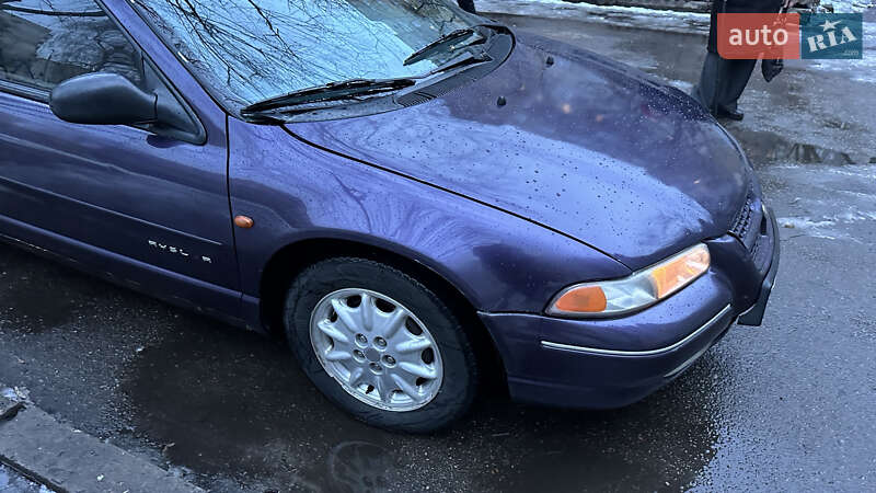 Седан Chrysler Cirrus 1995 в Києві