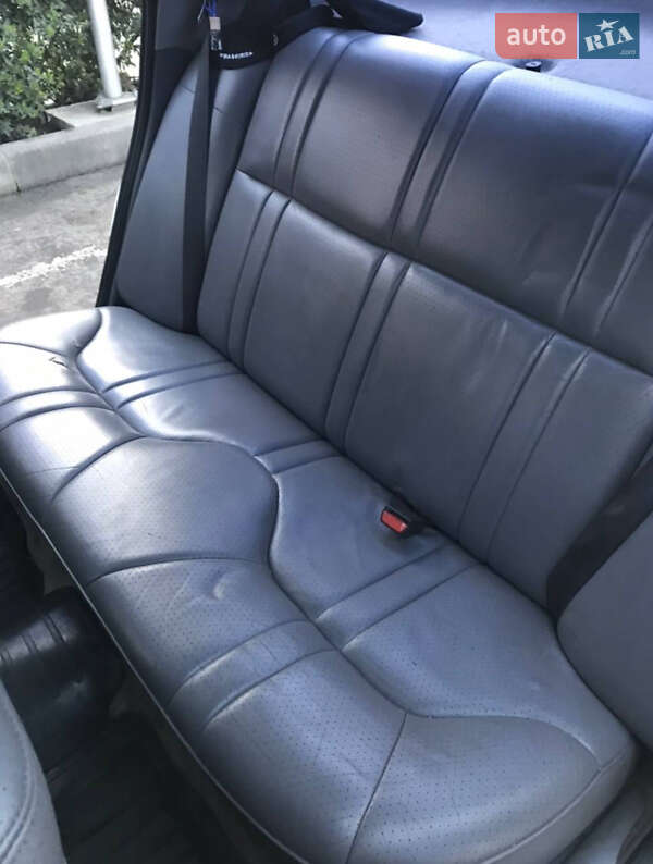 Седан Chrysler Cirrus 1994 в Кропивницком