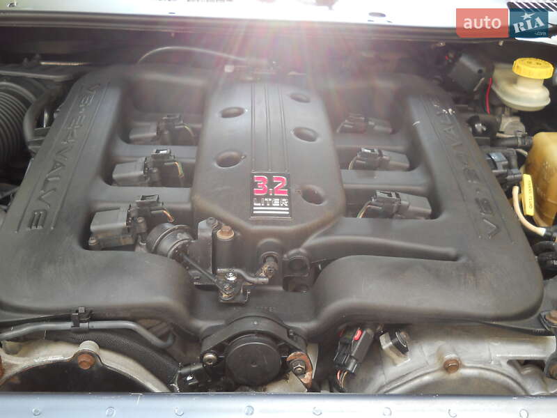 Седан Chrysler Concorde 2000 в Марганце