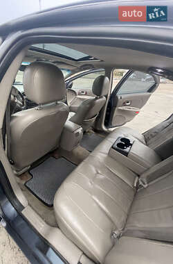Седан Chrysler Concorde 2003 в 