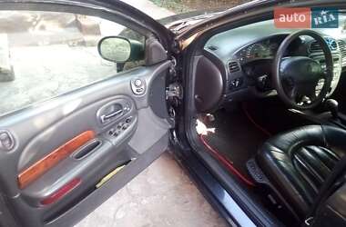 Седан Chrysler Concorde 1999 в 