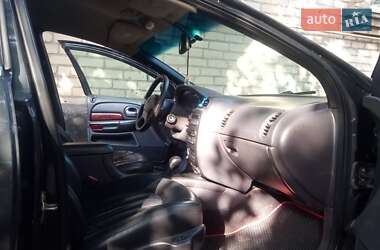 Седан Chrysler Concorde 1999 в 