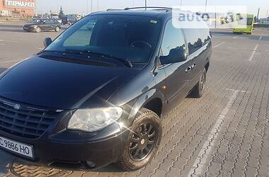 Минивэн Chrysler Grand Voyager 2004 в Львове