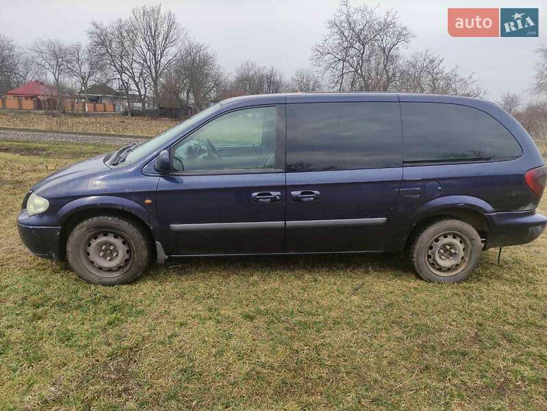 Минивэн Chrysler Grand Voyager 2006 в Чернобае