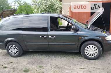 Минивэн Chrysler Grand Voyager 2003 в Львове