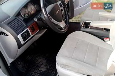 Минивэн Chrysler Grand Voyager 2008 в 
