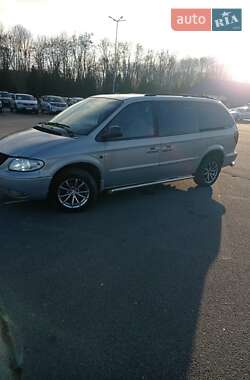 Мінівен Chrysler Grand Voyager 2001 в 