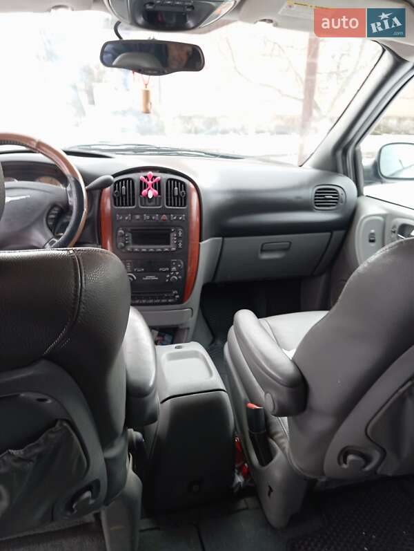 Мінівен Chrysler Grand Voyager 2005 в Знам'янці фото 10 Мінівен Chrysler Grand Voyager 2005 в Знам'янці