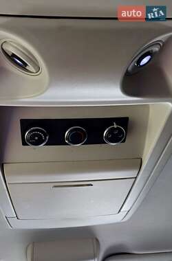 Мінівен Chrysler Grand Voyager 2008 в 