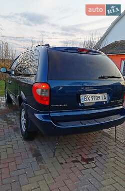 Мінівен Chrysler Grand Voyager 2005 в 