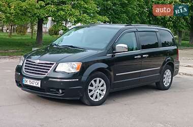 Минивэн Chrysler Grand Voyager 2008 в Сарнах