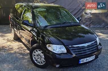 Минивэн Chrysler Grand Voyager 2007 в 