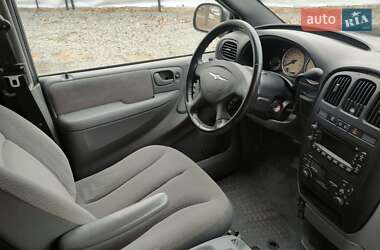 Минивэн Chrysler Grand Voyager 2007 в 