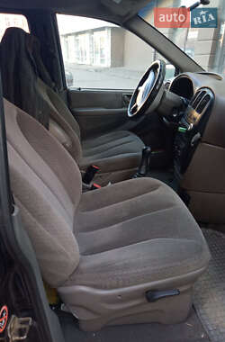 Мінівен Chrysler Grand Voyager 2003 в 