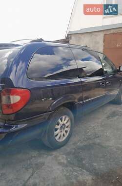 Минивэн Chrysler Grand Voyager 2006 в 