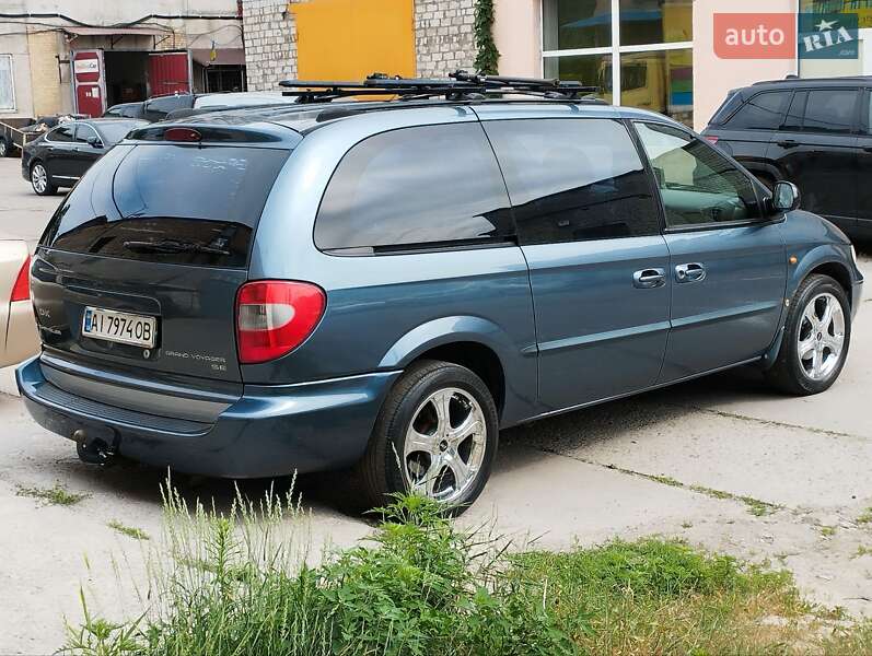 Мінівен Chrysler Grand Voyager 2001 в Києві