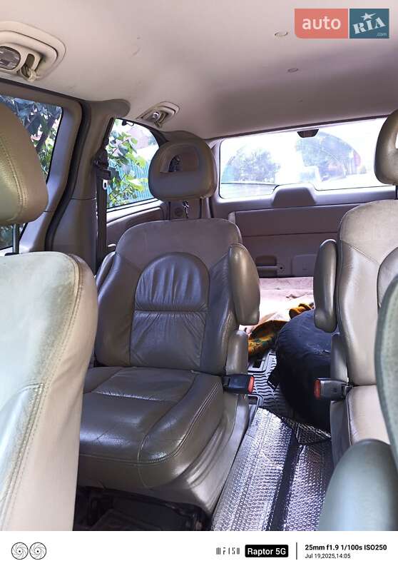 Минивэн Chrysler Grand Voyager 2003 в Киеве