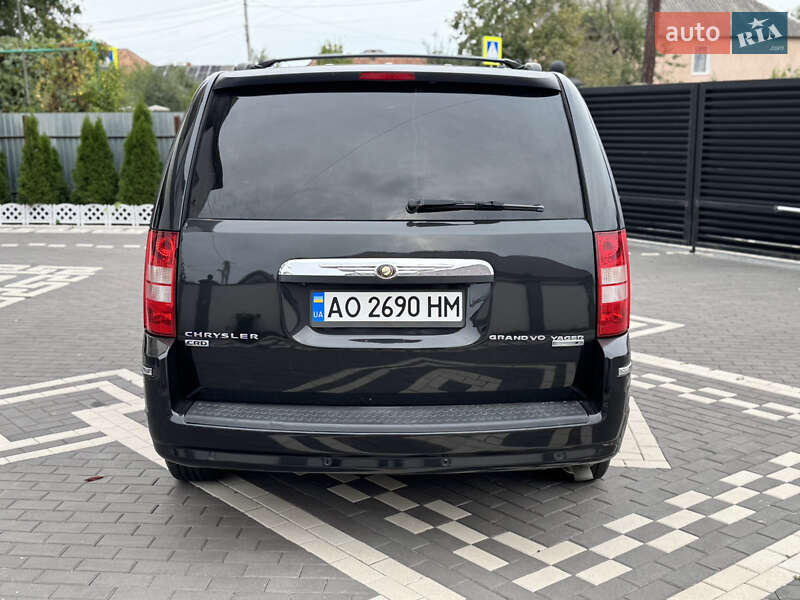 Минивэн Chrysler Grand Voyager 2010 в Мукачево фото 9 Минивэн Chrysler Grand Voyager 2010 в Мукачево