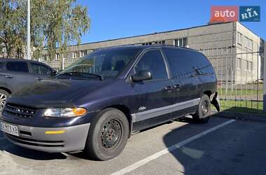 Мінівен Chrysler Grand Voyager 1996 в Києві