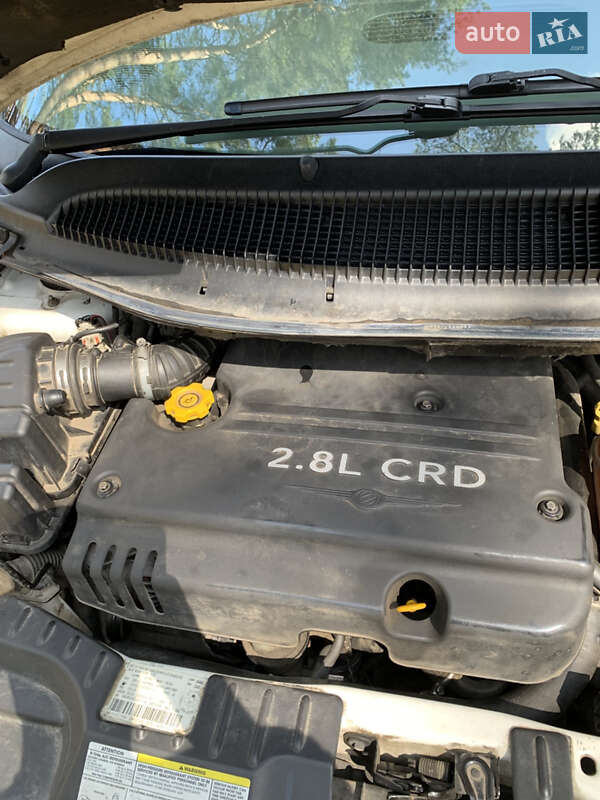 Минивэн Chrysler Grand Voyager 2005 в Сумах