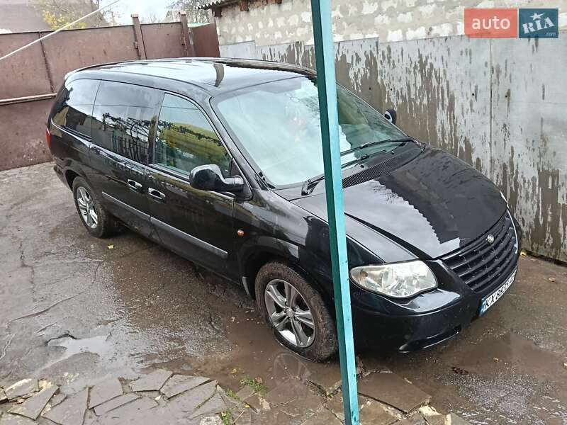 Минивэн Chrysler Grand Voyager 2006 в Люботине фото 7 Минивэн Chrysler Grand Voyager 2006 в Люботине