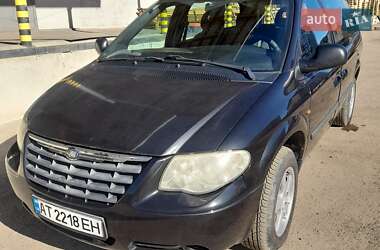 Минивэн Chrysler Grand Voyager 2004 в Ивано-Франковске