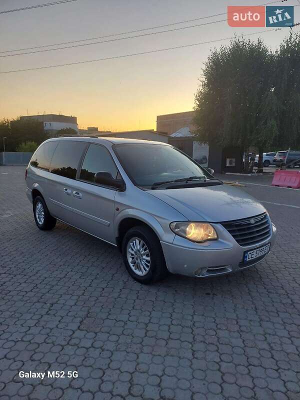 Минивэн Chrysler Grand Voyager 2006 в Черновцах