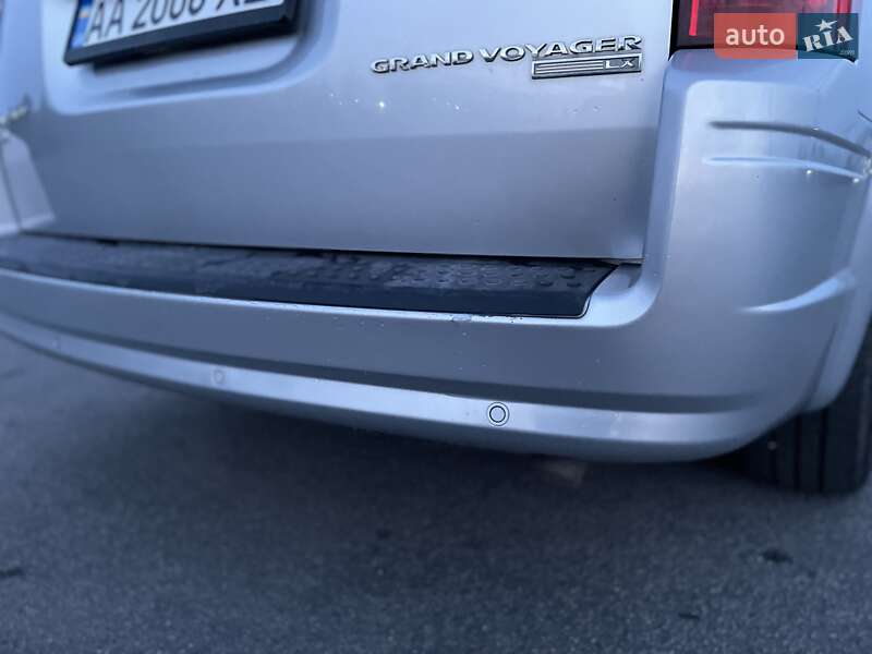 Мінівен Chrysler Grand Voyager 2010 в Дніпрі фото 17 Мінівен Chrysler Grand Voyager 2010 в Дніпрі